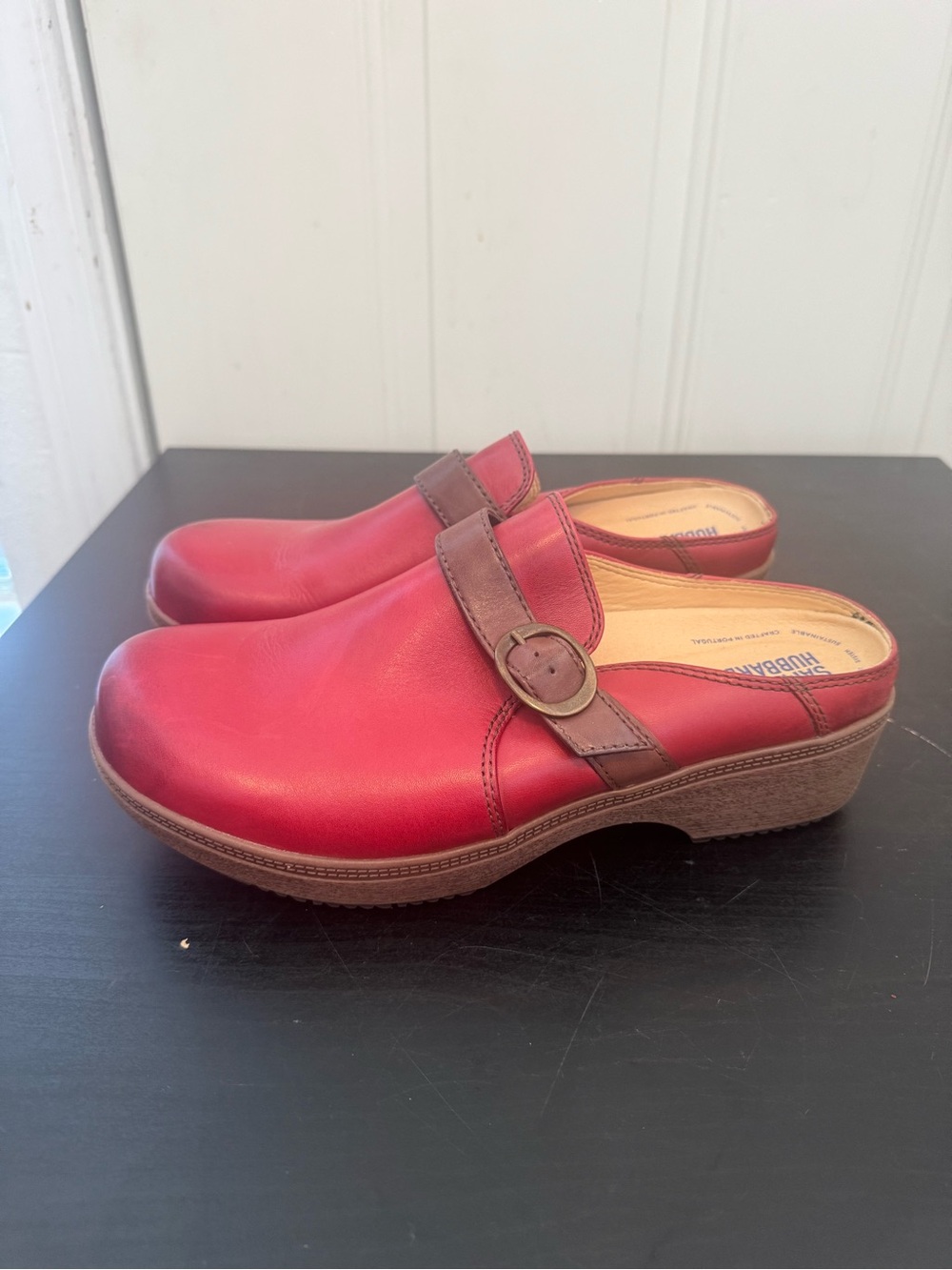 Samuel Hubbard Red Leather Cascade Clogs Portugal Womens US 9